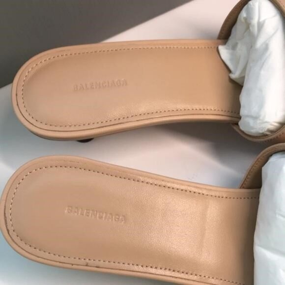 New Authentic Balenciaga BB Logo Leather Mules – Nude/Beige - Picture 7 of 11
